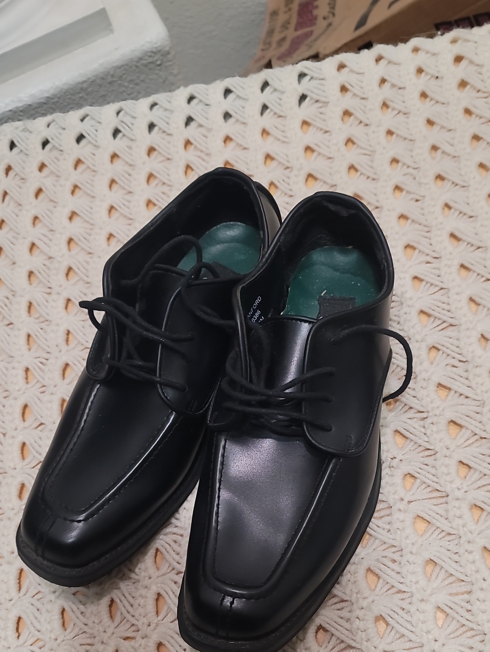 Men's Black Leather Derby Shoes - Classic Lace-Up Oxford Style